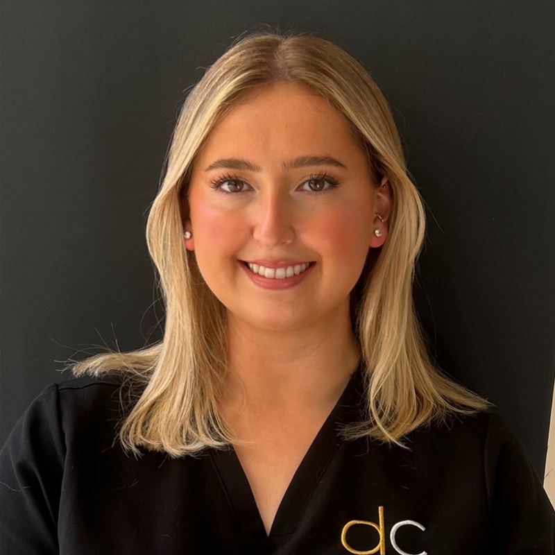 Photo of Amy Henderson